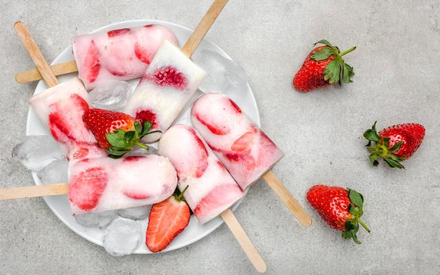 Frozen Yogurt Pops